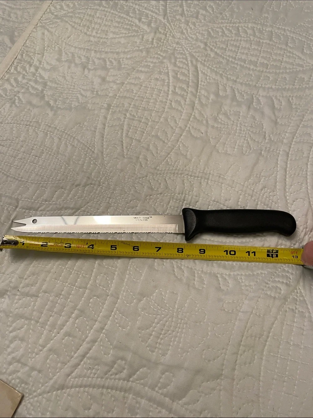 Like NEW MULTI-Edge Stainless Steel Long Serrated Knife for Breads & Cakes SHARP